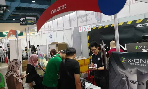 Spettacolo Erroralars Malesia 2018